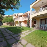 Fantastic Residenza Badus 1 Bedroomapart Sleeps 4 Possible Child Bed No0815 Lägenhet *
