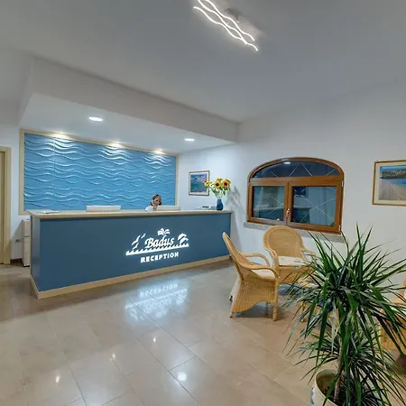 The Fantastic Residenza Badus One Bedroom Sleeps Four Child Num0815 *