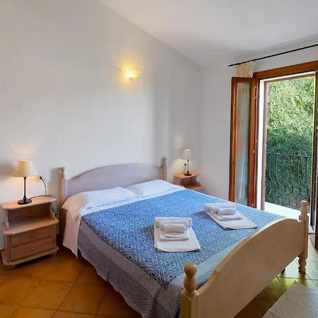 Apartment The Fantastic Residenza Badus One Bedroom Sleeps Four Child Num0815
