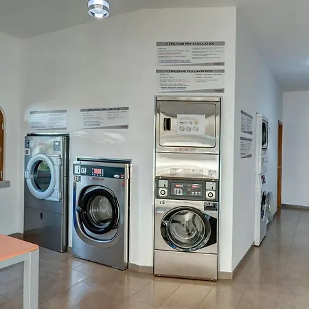 Fantastic Residenza Badus 1 Bedroomapart Sleeps 4 Possible Child Bed No0815 Appartement