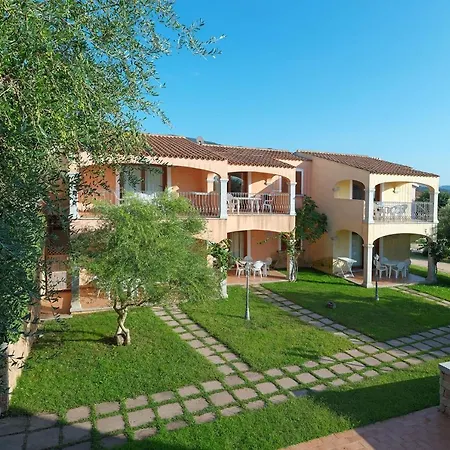 Apartment The Fantastic Residenza Badus One Bedroom Sleeps Four Child Num0815 Badesi