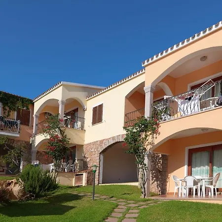 Fantastic Residenza Badus 1 Bedroomapart Sleeps 4 Possible Child Bed No0815