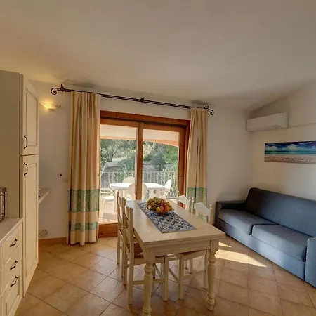 The Fantastic Residenza Badus One Bedroom Sleeps Four Child Num0815 * Badesi