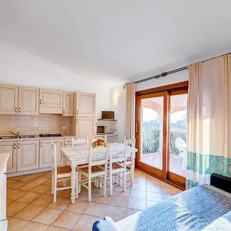 Fantastic Residenza Badus 1 Bedroomapart Sleeps 4 Possible Child Bed No0815