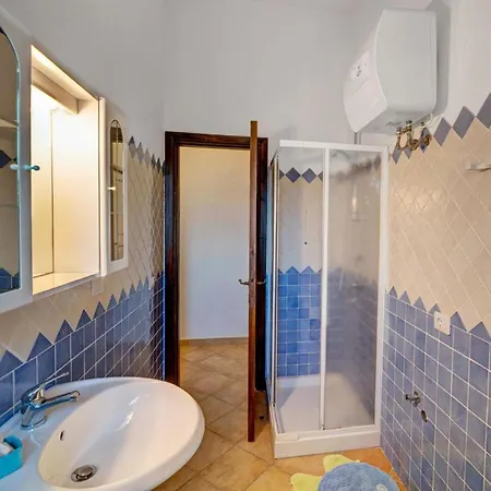 Apartman Fantastic Residenza Badus 1 Bedroomapart Sleeps 4 Possible Child Bed No0815 Badesi