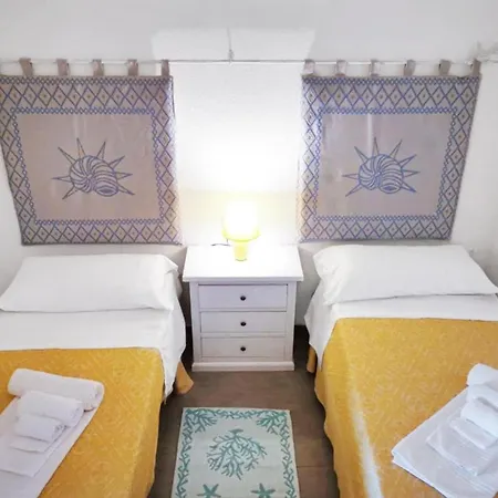 Fantastic Residenza Badus 1 Bedroomapart Sleeps 4 Possible Child Bed No0815