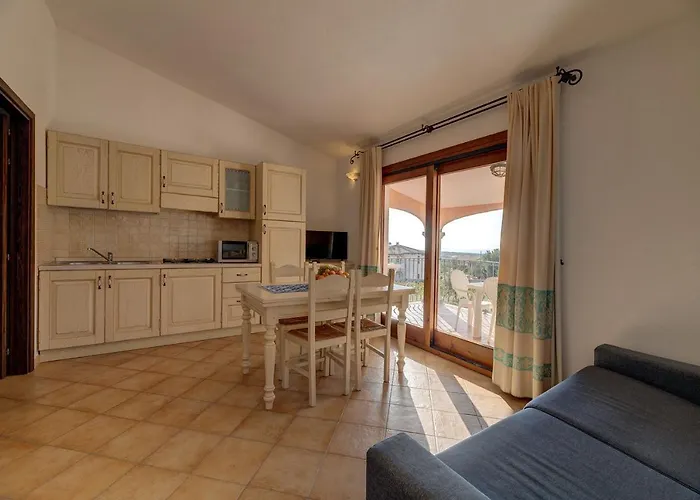 Apartman Fantastic Residenza Badus 1 Bedroomapart Sleeps 4 Possible Child Bed No0815 *