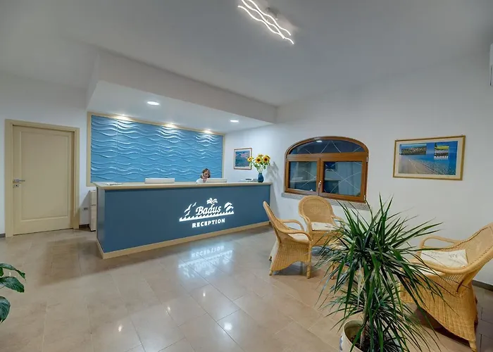 Fantastic Residenza Badus 1 Bedroomapart Sleeps 4 Possible Child Bed No0815 *