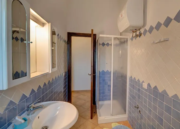 Fantastic Residenza Badus 1 Bedroomapart Sleeps 4 Possible Child Bed No0815 Appartement