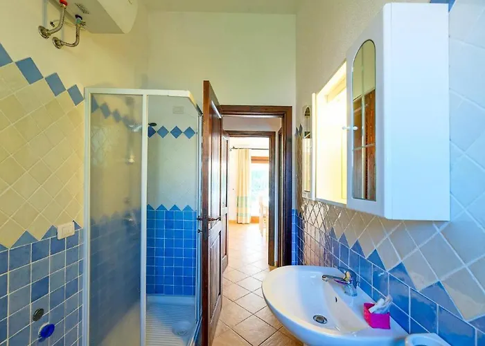 Fantastic Residenza Badus 1 Bedroomapart Sleeps 4 Possible Child Bed No0815 *