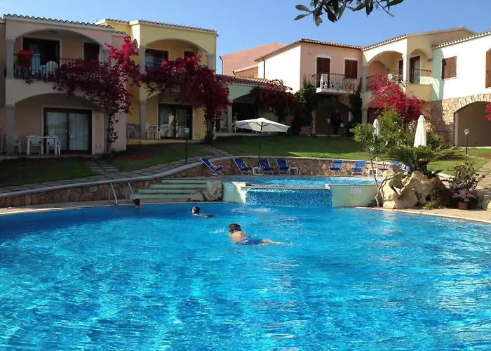 Fantastic Residenza Badus 1 Bedroomapart Sleeps 4 Possible Child Bed No0815 Appartement *
