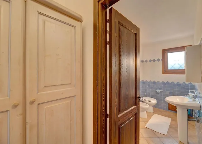Fantastic Residenza Badus 1 Bedroomapart Sleeps 4 Possible Child Bed No0815 * Badesi