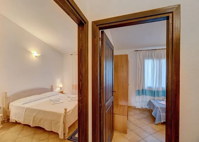 Appartement Fantastic Residenza Badus 1 Bedroomapart Sleeps 4 Possible Child Bed No0815 Badesi
