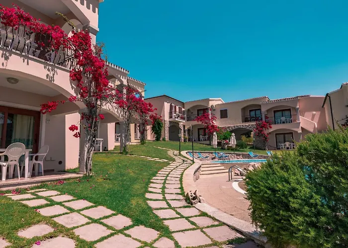 Apartman Fantastic Residenza Badus 1 Bedroomapart Sleeps 4 Possible Child Bed No0815 *